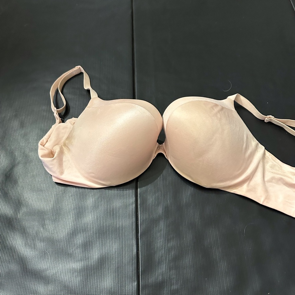 Victoria’s Secret Bra 36C